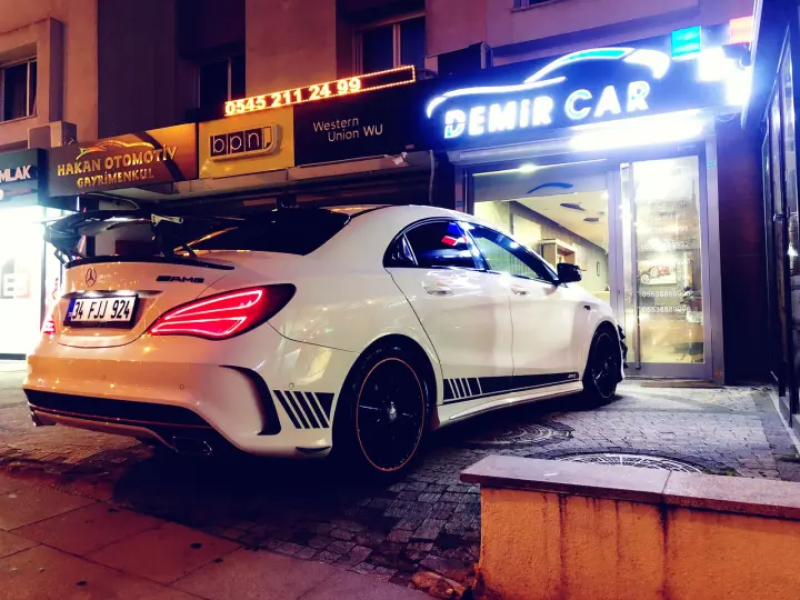 مجموعة حديد وعريضة التجارية