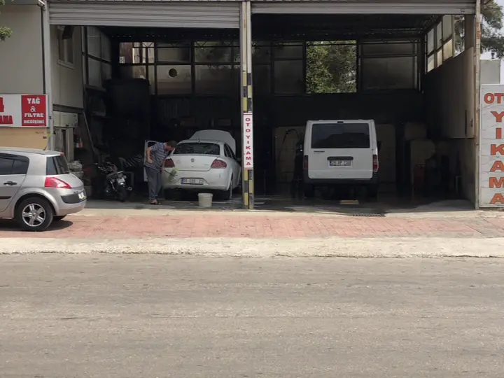4x4 Otoyıkama tellidere mahallesi mucahitler caddesi no 124 seyhan adana