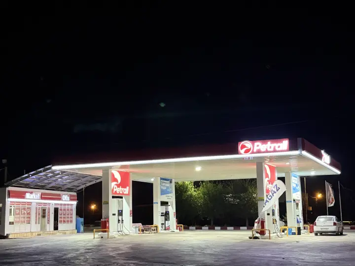 7 Kıta - Taştan Petrol