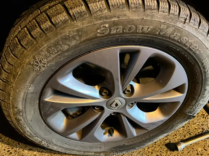 7/24 Gümüşlü Lastikçi Mobil Yol Yardım