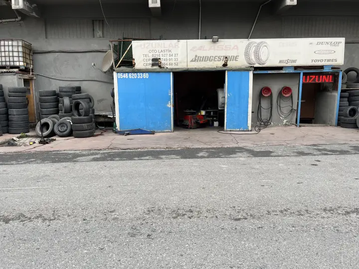 7/24 Uzunlar Oto Lastik Yol Yardım-En Yakın Lastikçi