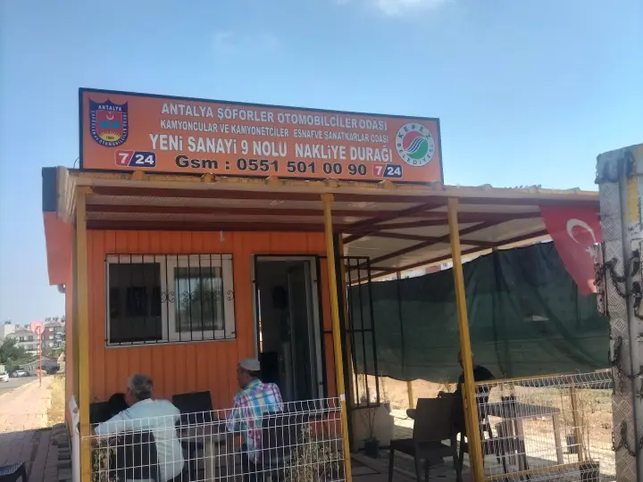 9 nolu nakliye durağı