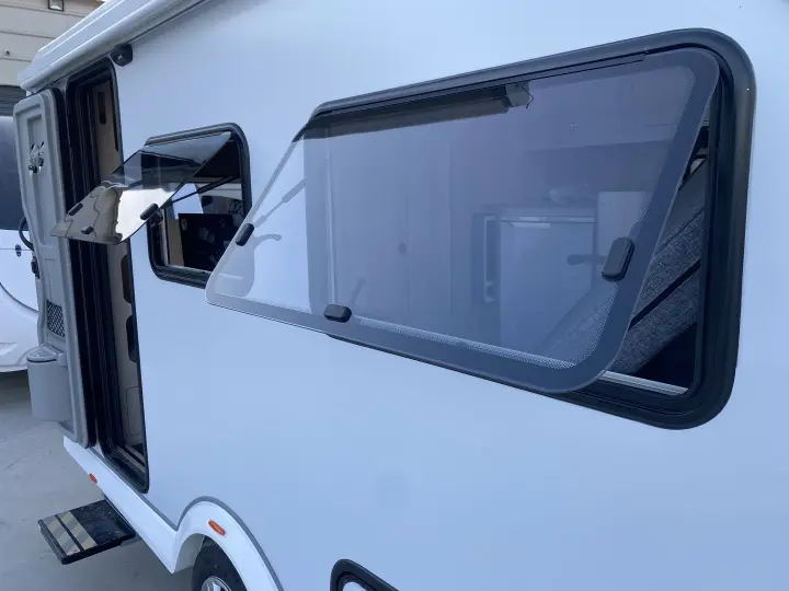 96 OTO & CAM (DOKSANALTI)