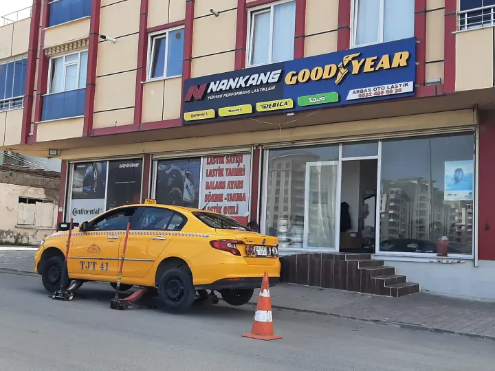 ABBAS OTO Lastik ( LASTİK & JANT TAMİR SATIŞ )