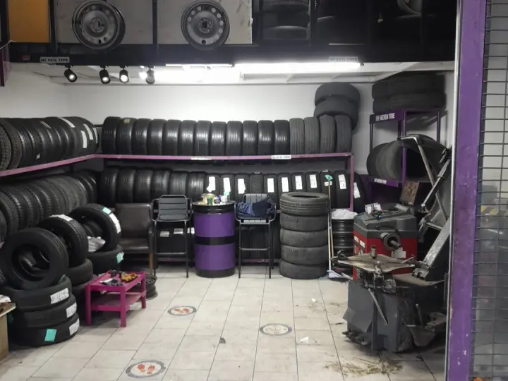 ABBASLAR JANT LASTİK - Ümraniye Lastikçi Dudullu Lastikçi Çekmeköy Lastikçi En Yakın Lastikçi Lastik Yol Yardım