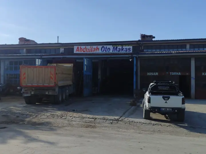 Abdullah Oto Makas