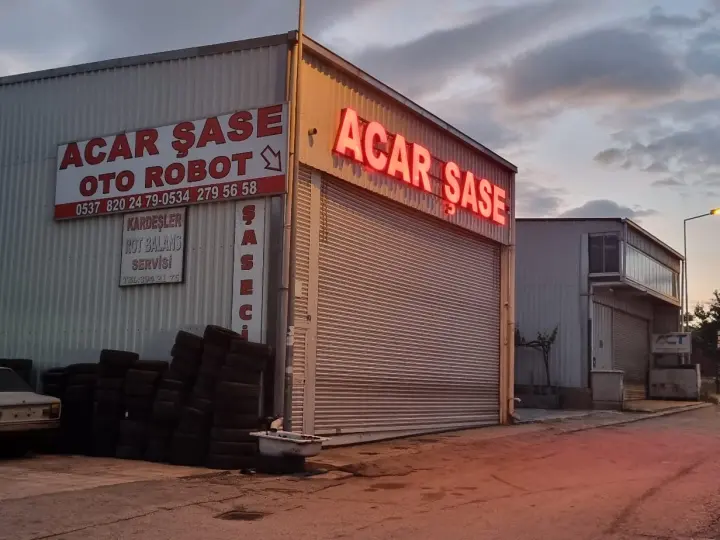 Acar şase