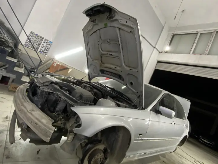 Ademoğlu Oto Kaporta&Boya