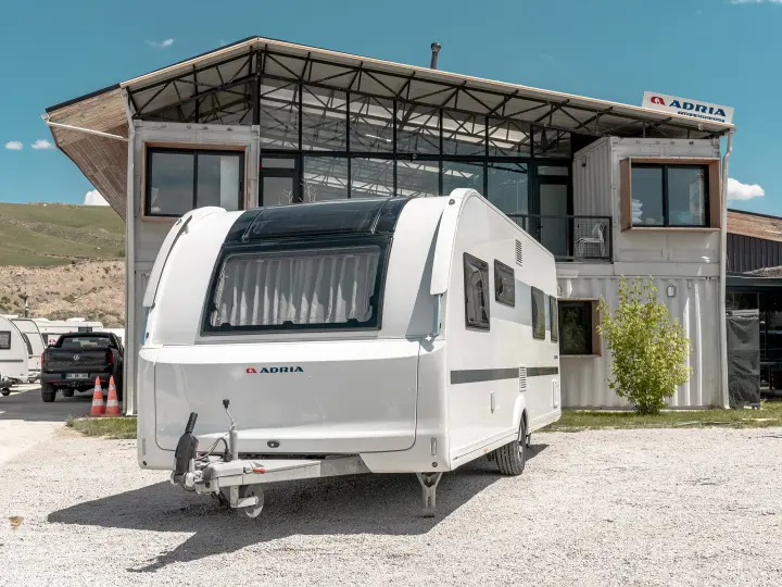 Adria Karavan Satış & Servis & Karavan Park & Restoran | Sealver Waveboat Satış & Servis | NN Grup