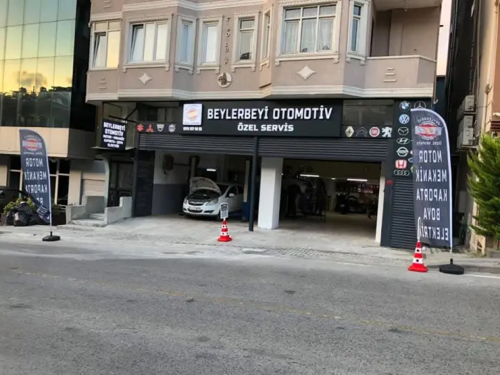 Ahtapot Oto Tamir Beylerbeyi Oto Çekici İletişim