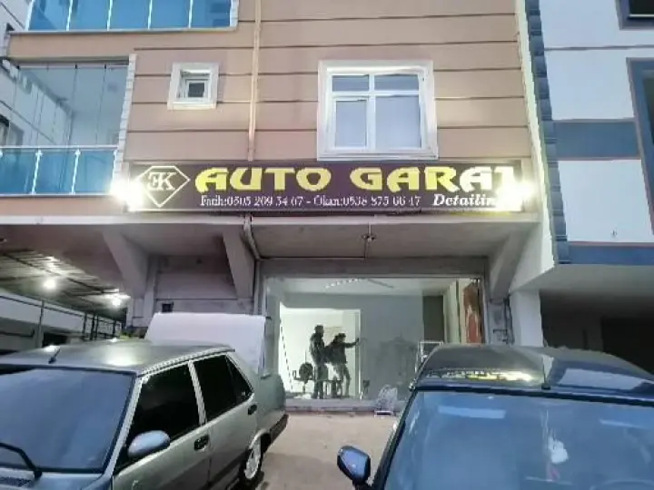 Ak Garaj
