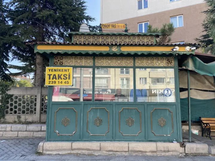 Akar Taksi