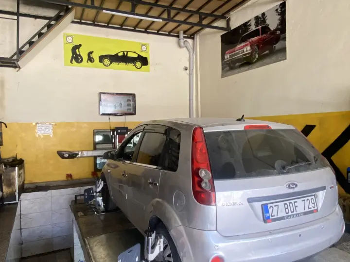 Akaslan otomotiv rotbalans far ayar servisi