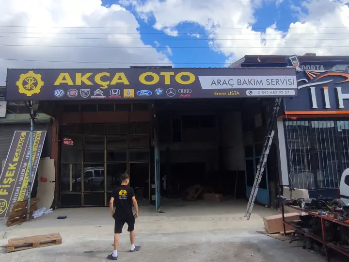 Akça oto