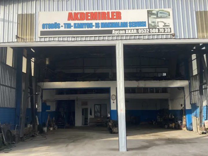 Akdemirler iş makineleri kamyon servisi