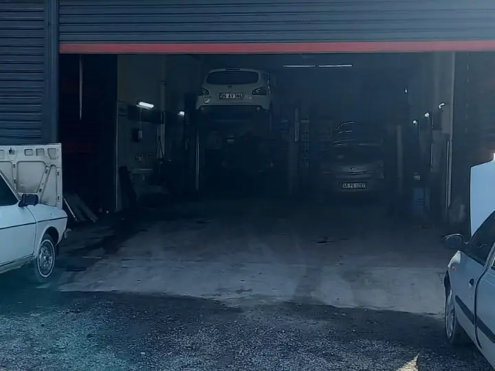 AKHİSAR AKYOL OTO TAMİR