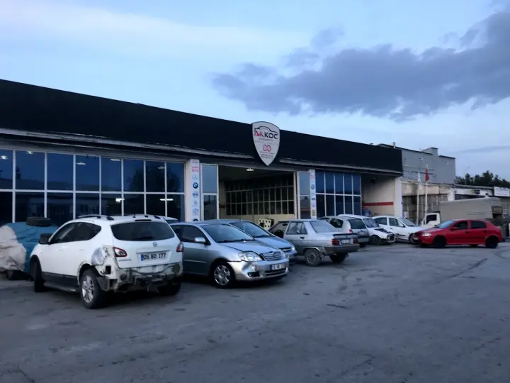 Akkoç Oto Servis Çekici