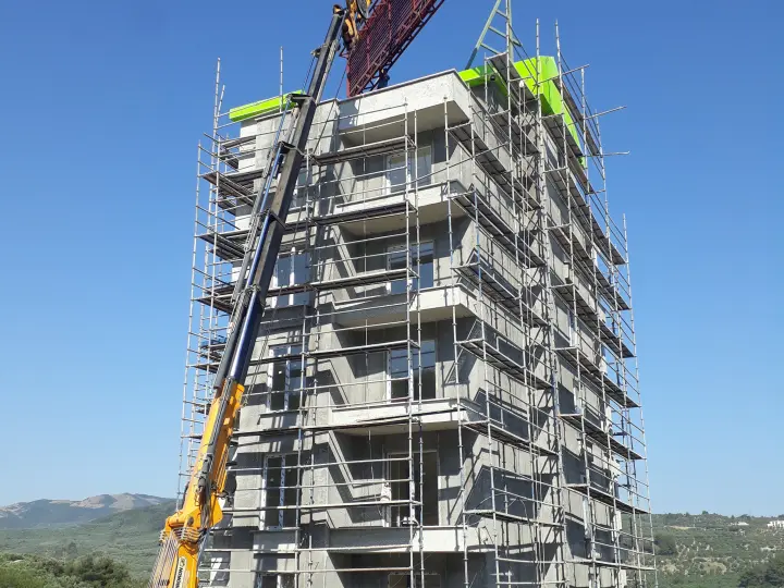 AKSÖZLER VİNÇ & TELEHANDLER