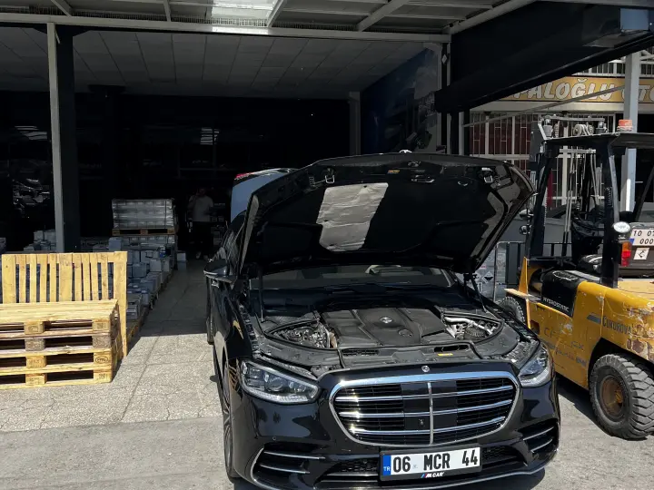 AKÜ DÜNYASI ŞAŞMAZ