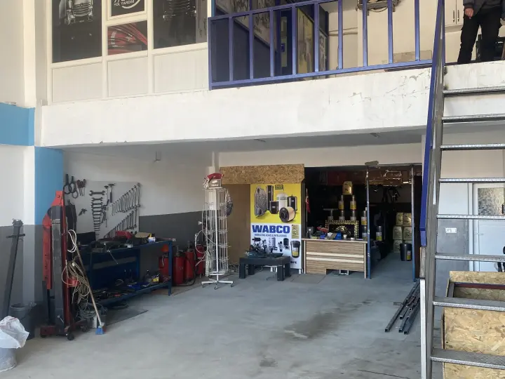 Akyıldiz Mercedes Özel Servisi