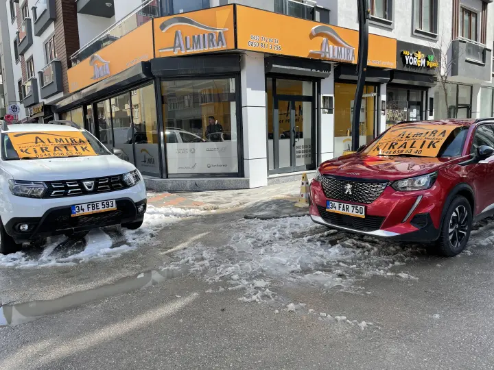 ALMİRA CAR RENTAL SERVİCES VAN