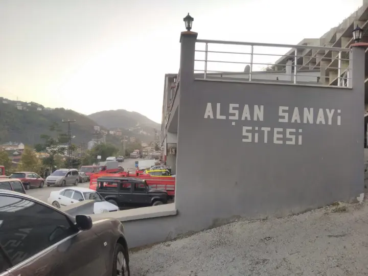 Alşan Sanayi Sitesi