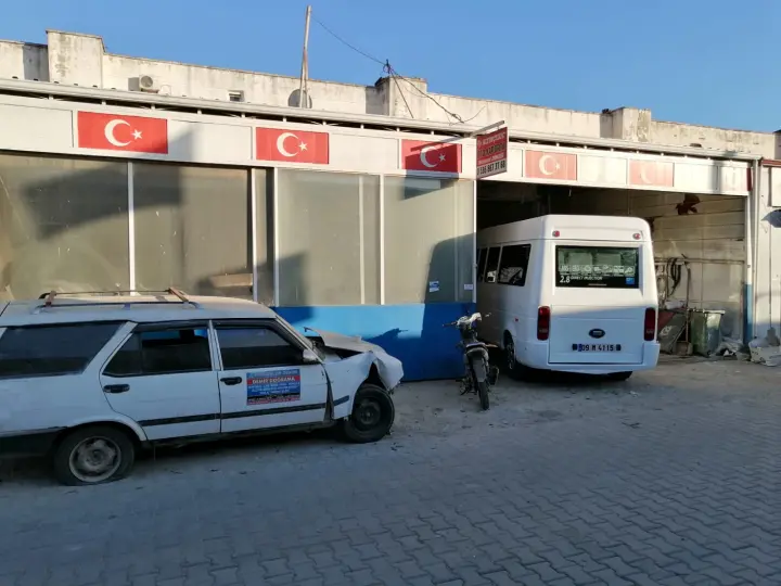 Altın Çekiç Oto Kaporta