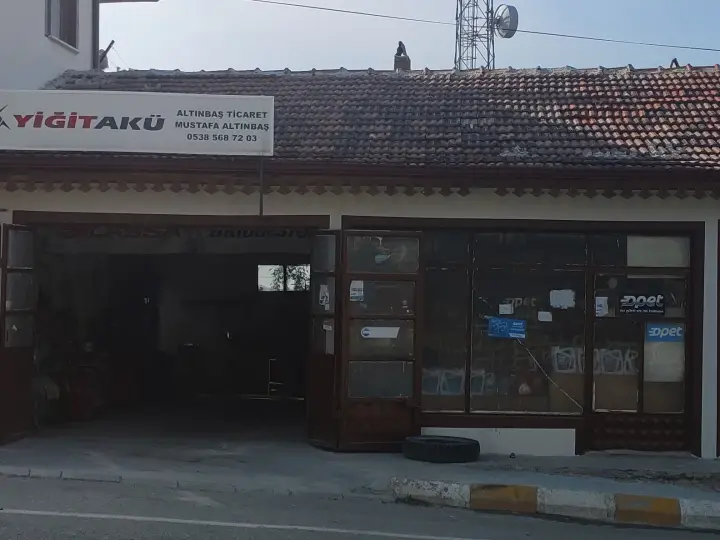Altınbaş oto lastik, lastikçi ,akü ve oto yağ
