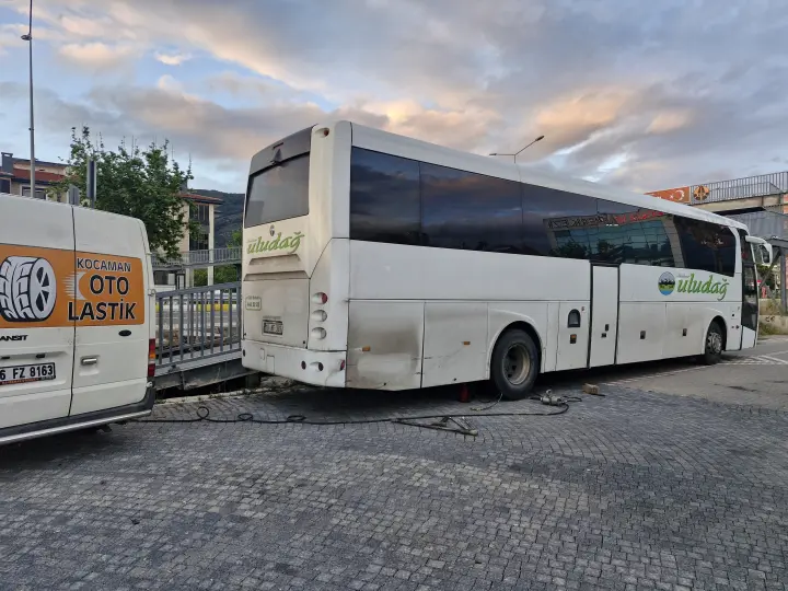 Altınoluk Kocaman Oto Lastik