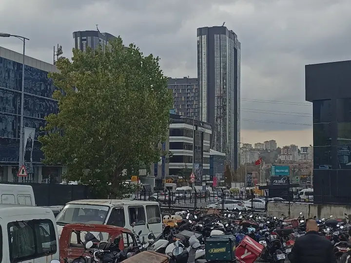 Anadolu 27 Otopark