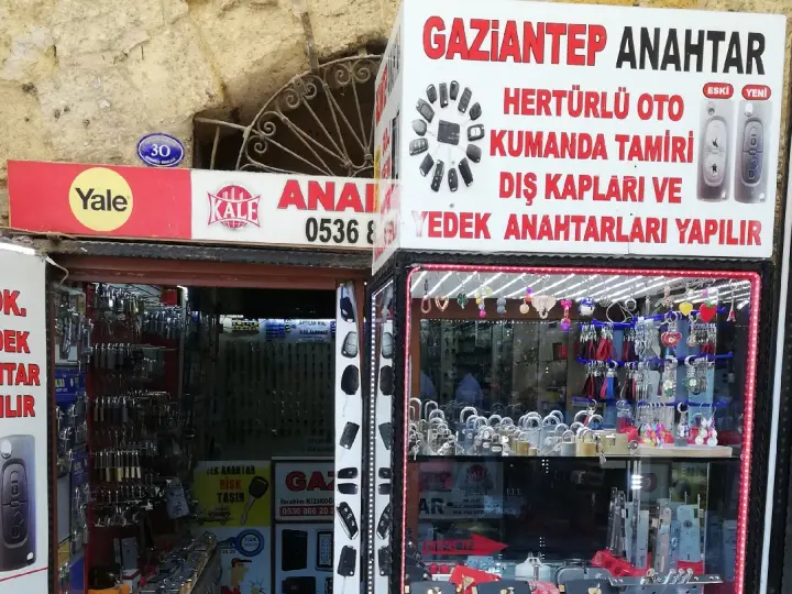 Anahtar Çekilir Camci