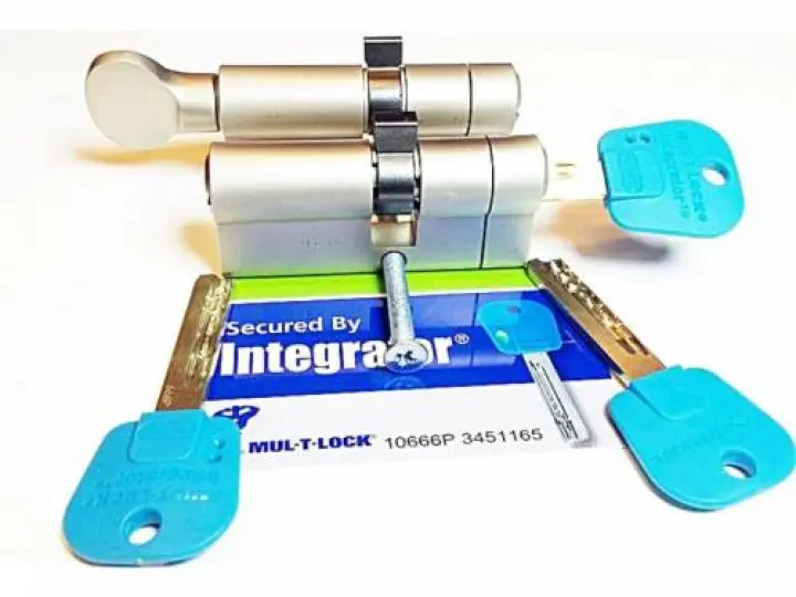 Anahtarcı çilingir