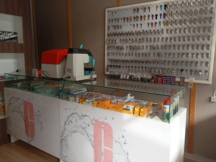 Anahtarcı HACIKÜÇÜK