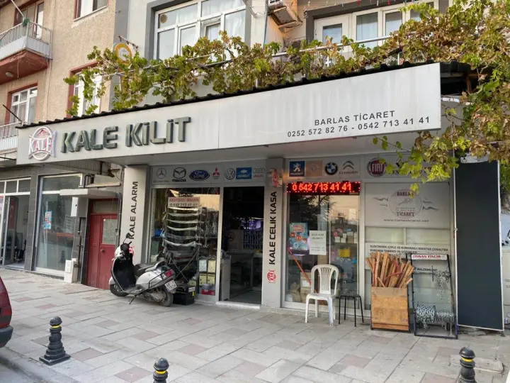 Anahtarcı İbrahim - Barlas Ticaret