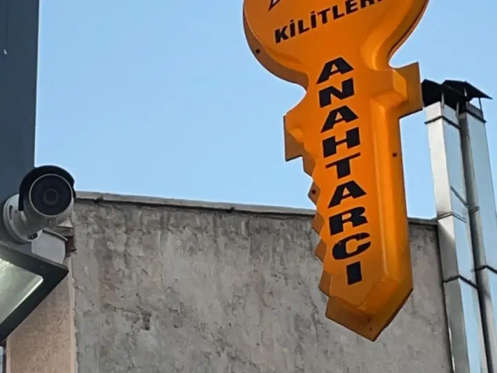Anahtarcı Polat