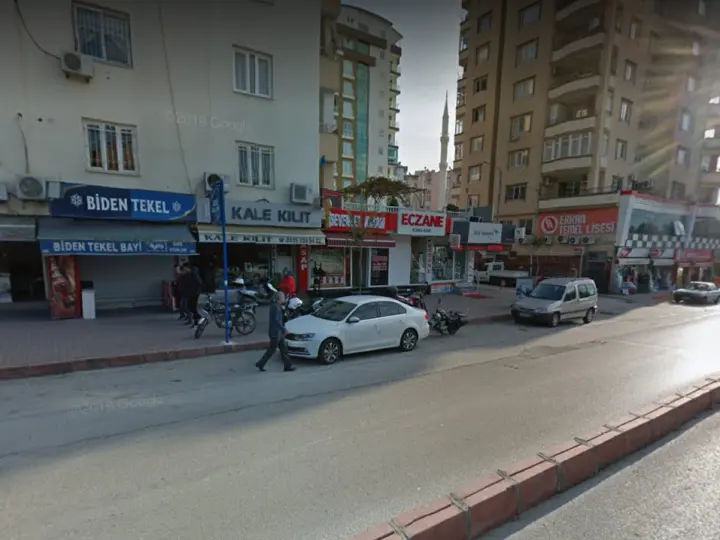 Anahtarcı Yale Bülent