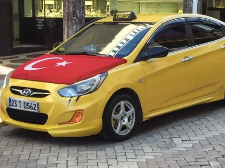 Anıt Taksi Durağı