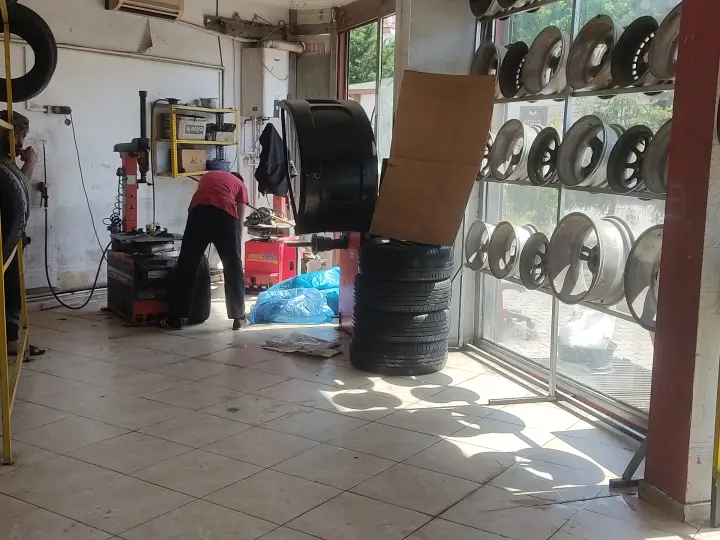 Ankara keçiören oto kurtarma çekici ve lastik erc