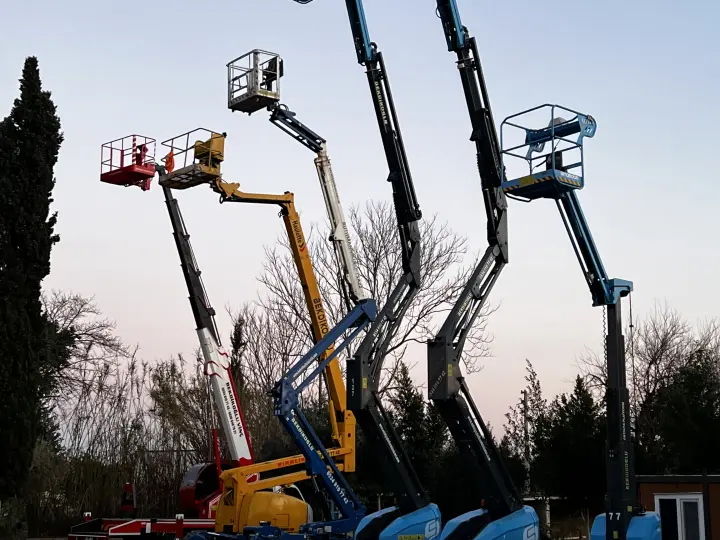 Antalya Platform Lojistik MANLİFT - FORLİFT - EKLEMLİ - ÖRÜMCEK LTD.ŞTİ