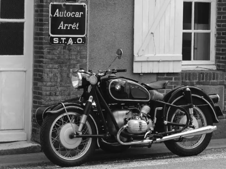 antique motorcycle service