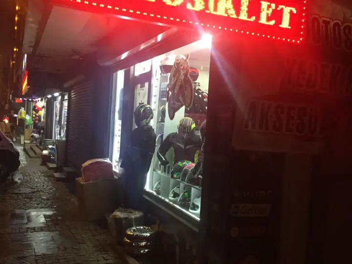 ARD MOTOSİKLET ÜMRANİYE YEDEK PARÇA VE AKSESUAR
