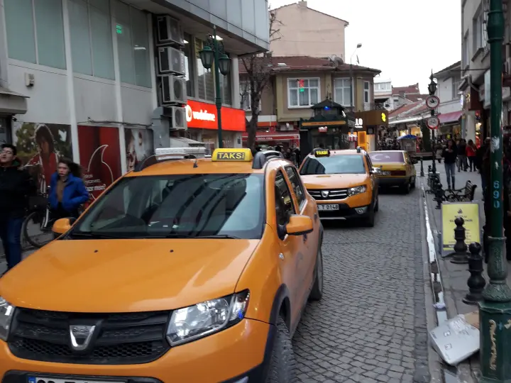 Arı Taksi
