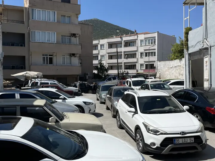 Arıcı Yedieminli Otopark