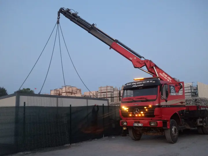 Arnavutköy Vinç Kiralık - Özer Vinç Platform