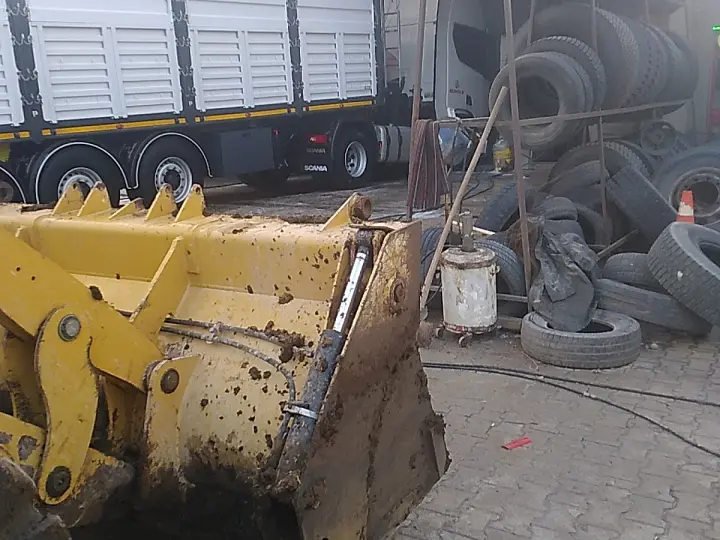 ASLANOĞLU OTO LASTİKÇİ ZEKİ USTA