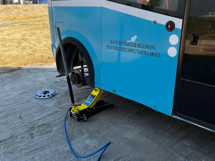 ATEŞ OTO LASTİK & OTO YIKAMA