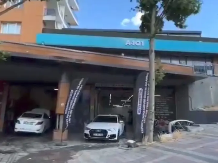 AUTO HOSPİTAL OTO KAPORTA MEKANİK BAKIM SERVİSİ