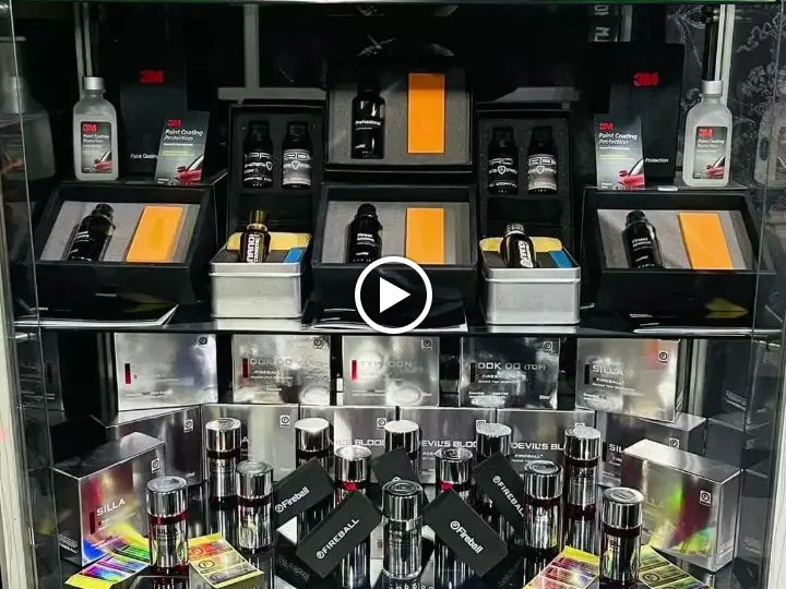 Auto Show Land Garage