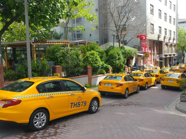 Avcılar Taksi-En yakın taksi 7/24 taksi-HOSPİTAL TAKSİ