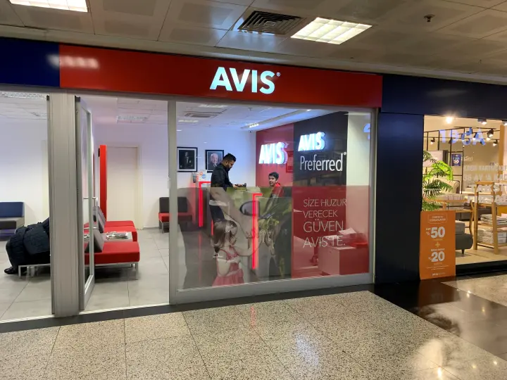 Avis Yenibosna